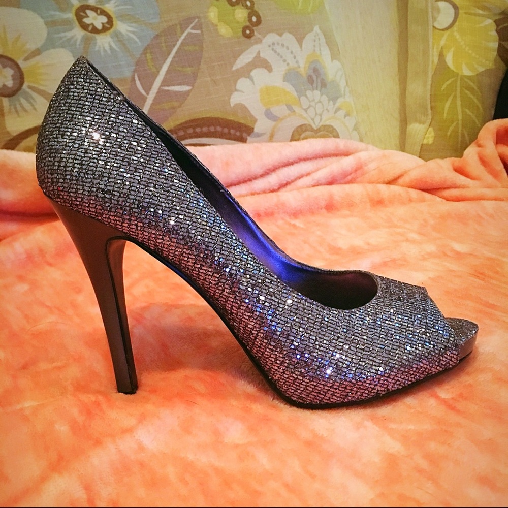 Nine West Sparkly Silver Heels